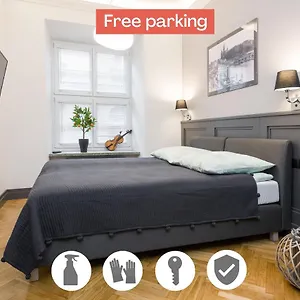 Luxury At The Main Square Apartamento